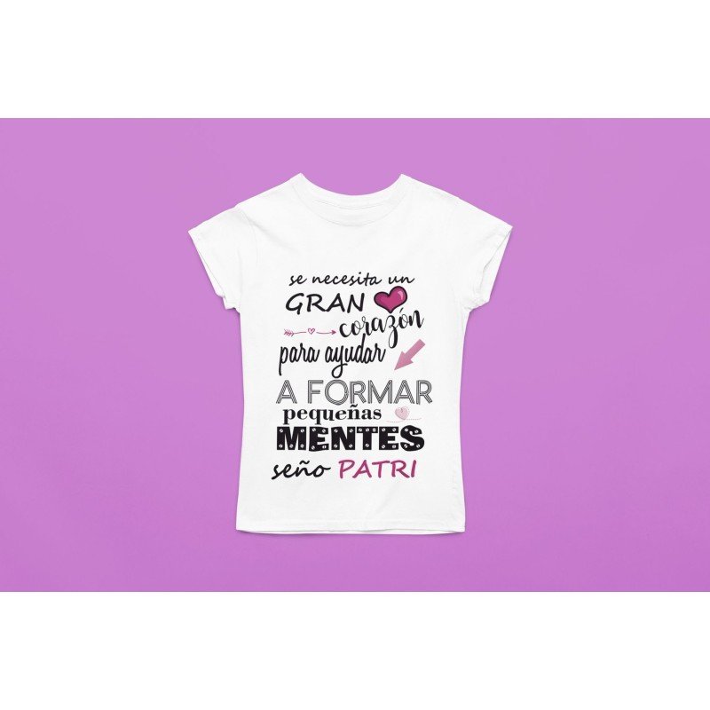 CAMISETA PEQUEÑAS MENTES