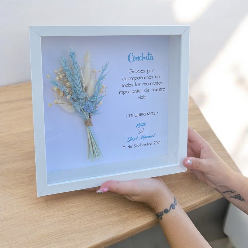 CUADRO PERSONALIZADO CON RAMILLETE PRESERVADO