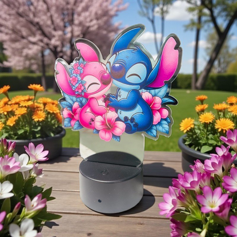 LÁMPARA COLOR STITCH Y ÁNGEL