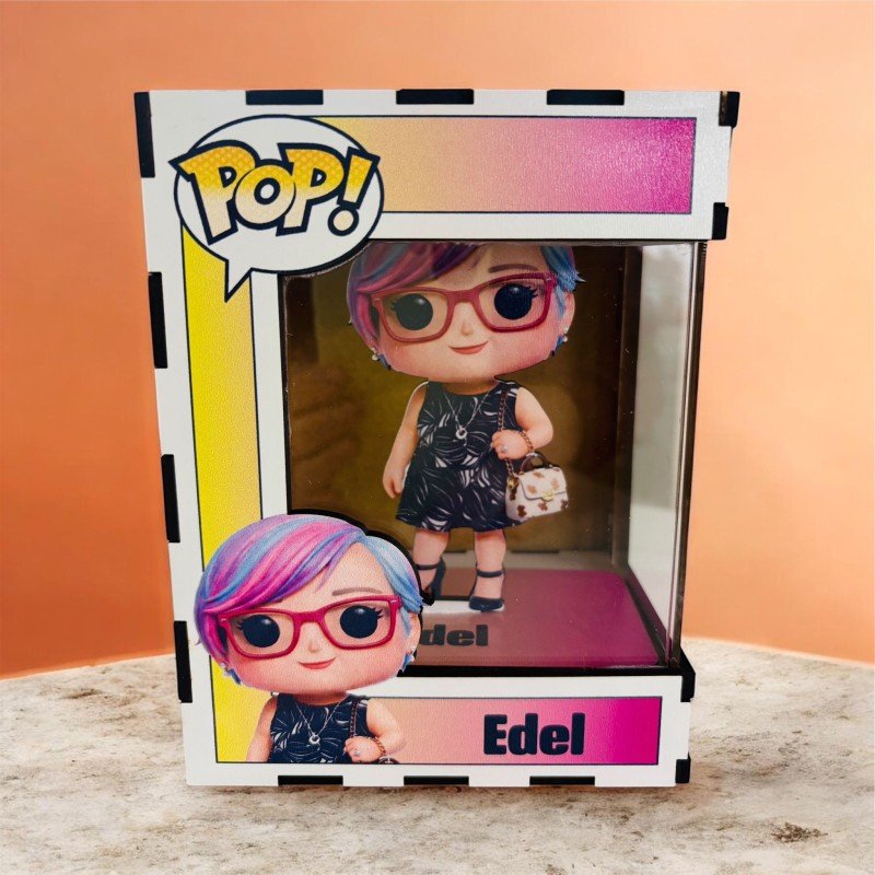 FUNKO DE MADERA PERSONALIZADO