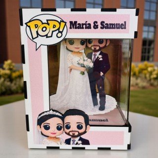 FUNKO DE MADERA PERSONALIZADO BODA