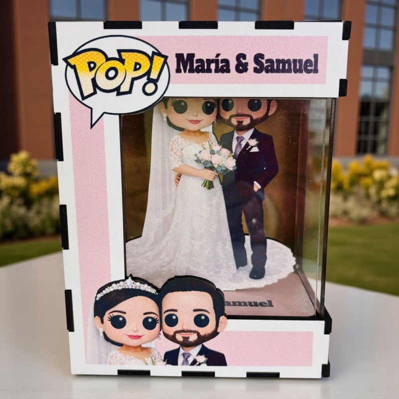 FUNKO DE MADERA PERSONALIZADO BODA