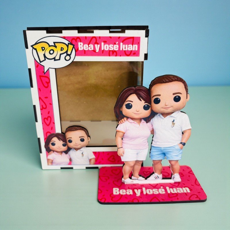 FUNKO DE MADERA EDICION CORAZONES