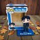 FUNKO DE MADERA CANTANTE