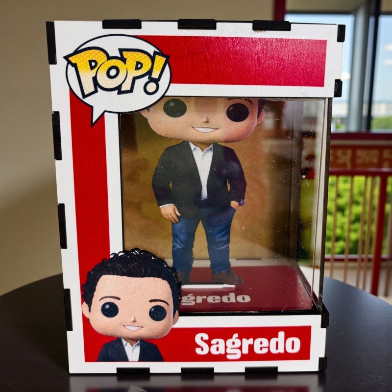 FUNKO DE MADERA PERSONALIZADO