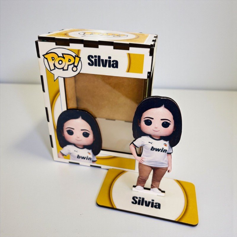 FUNKO DE MADERA PERSONALIZADO