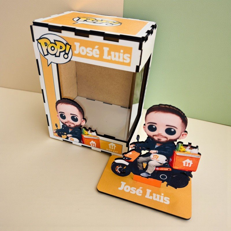 FUNKO DE MADERA JUST EAT