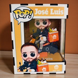 FUNKO DE MADERA JUST EAT