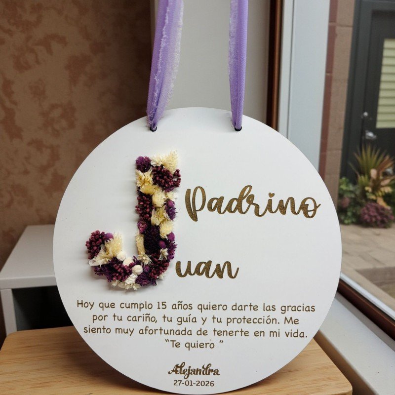 PLACA CON INICIAL Y FRASE
