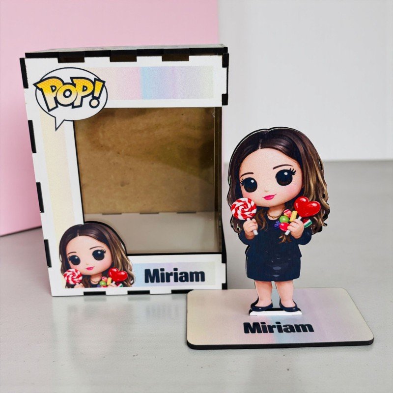 FUNKO DE MADERA PERSONALIZADO