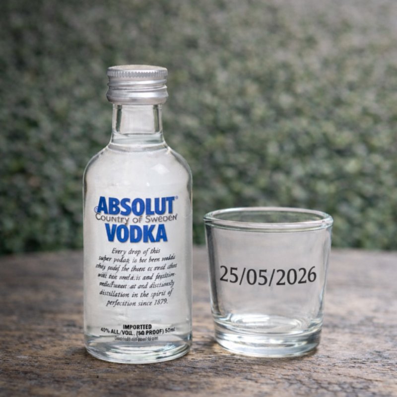 MINIATURA CON ALCOHOL + VASO DE CHUPITO