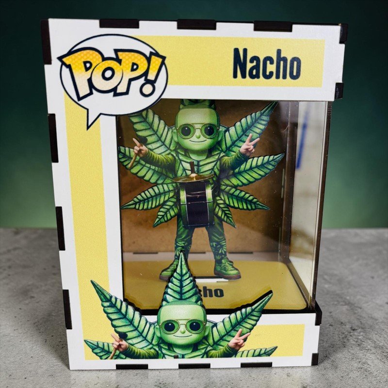 FUNKO DE MADERA PERSONALIZADO CARNAVAL
