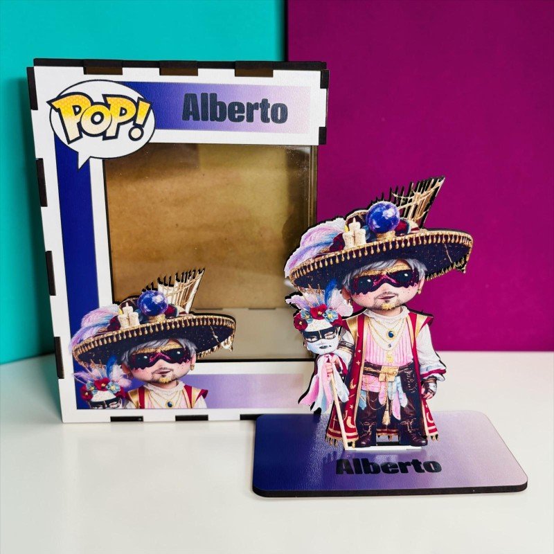 FUNKO DE MADERA PERSONALIZADO CARNAVAL