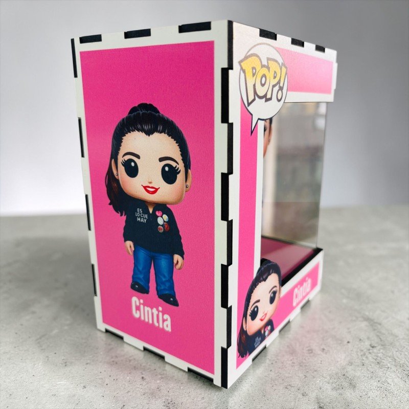 FUNKO DE MADERA PERSONALIZADO