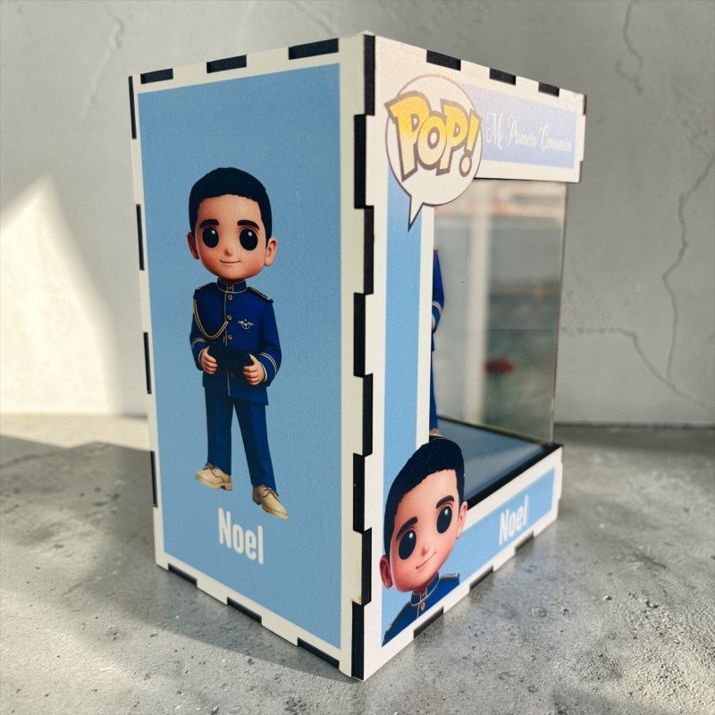 FUNKO DE MADERA PERSONALIZADO COMUNIÓN