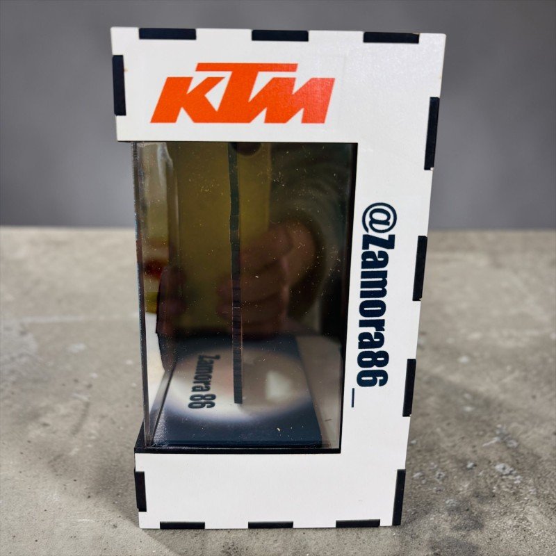 FUNKO DE MADERA MOTOS