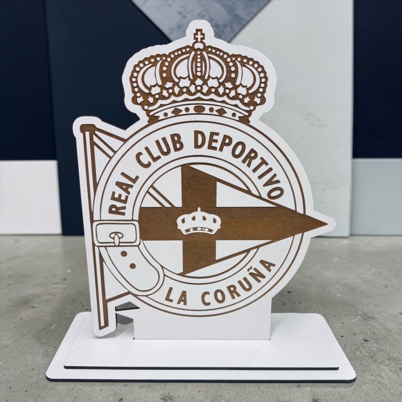 ESCUDOS MADERA