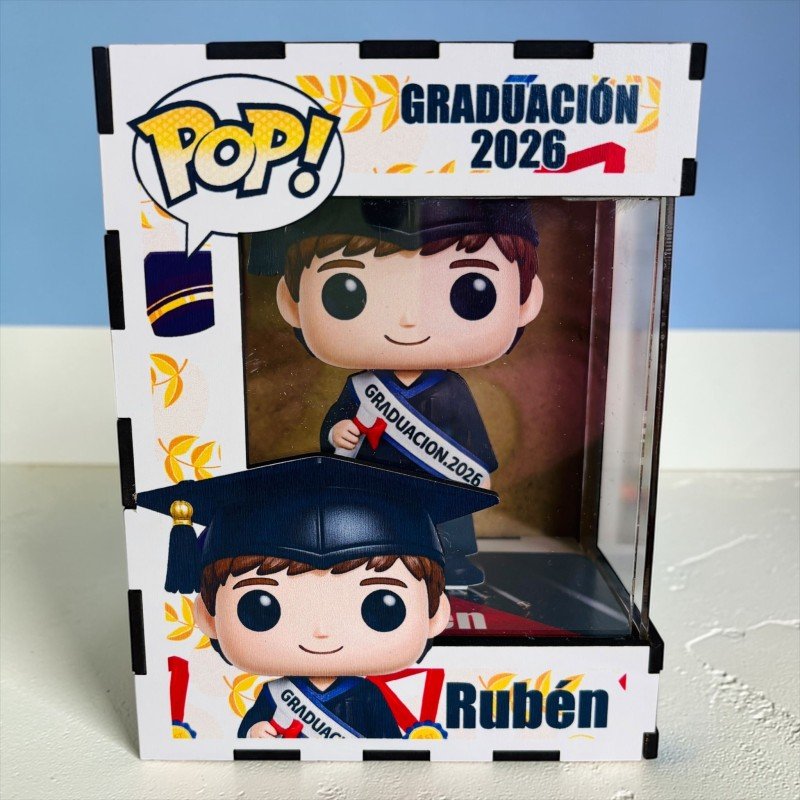 FUNKO DE MADERA EDICIÓN GRADUACIÓN