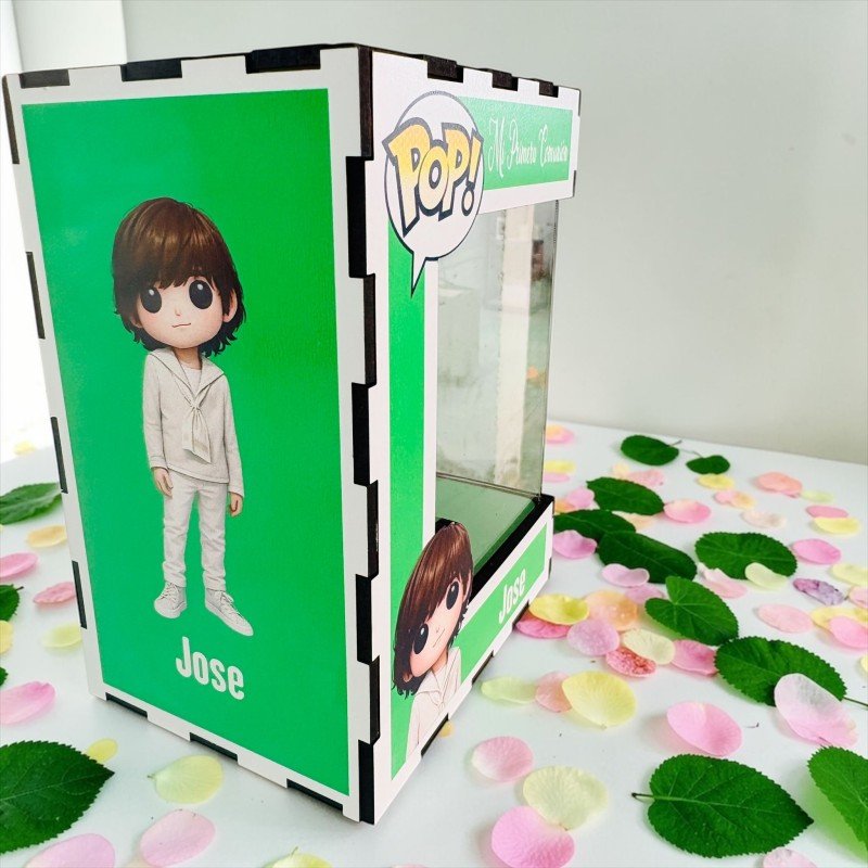FUNKO DE MADERA PERSONALIZADO COMUNIÓN