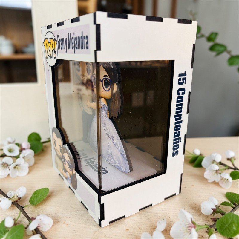 FUNKO DE MADERA PERSONALIZADO