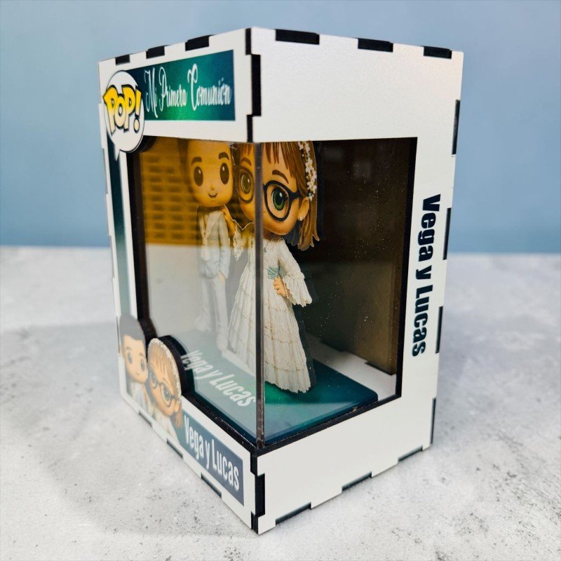 FUNKO DE MADERA PERSONALIZADO COMUNIÓN