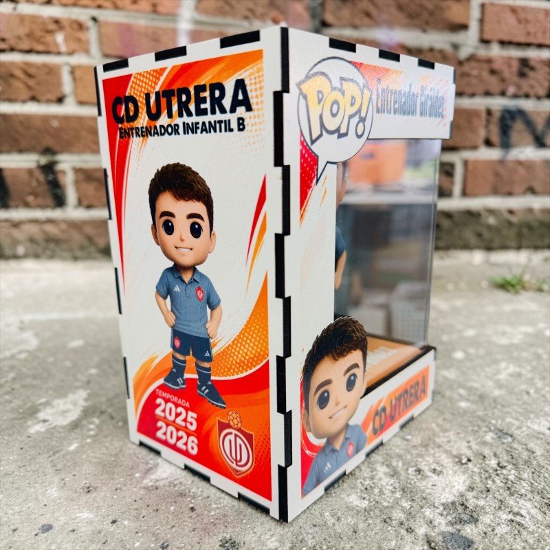 FUNKO DE MADERA ENTRENADORES