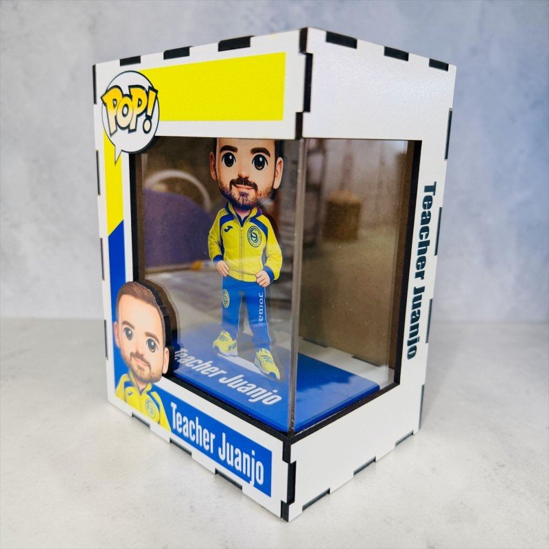 FUNKO DE MADERA PERSONALIZADO