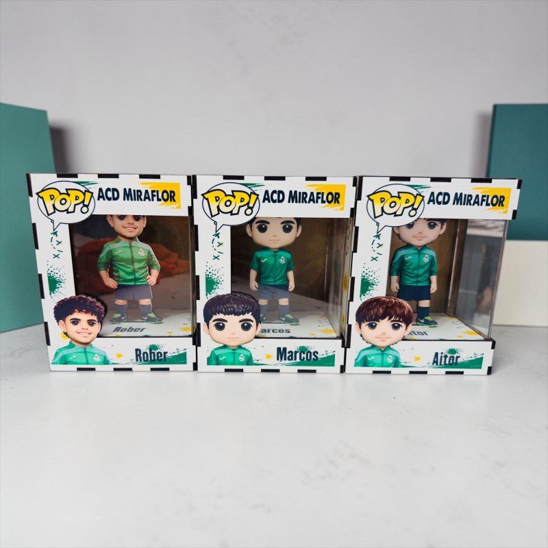 FUNKO DE MADERA ENTRENADORES