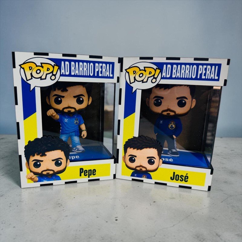 FUNKO DE MADERA ENTRENADORES