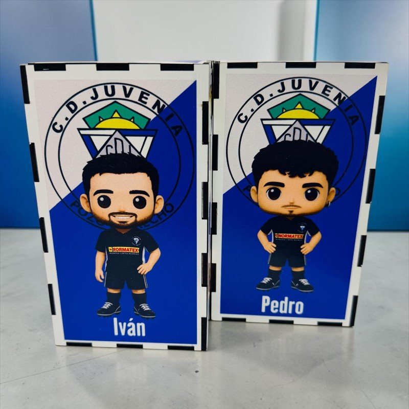 FUNKO DE MADERA ENTRENADORES