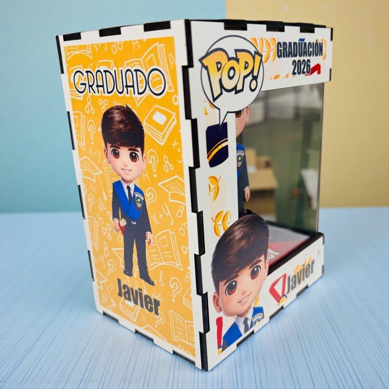 FUNKO DE MADERA EDICIÓN GRADUACIÓN