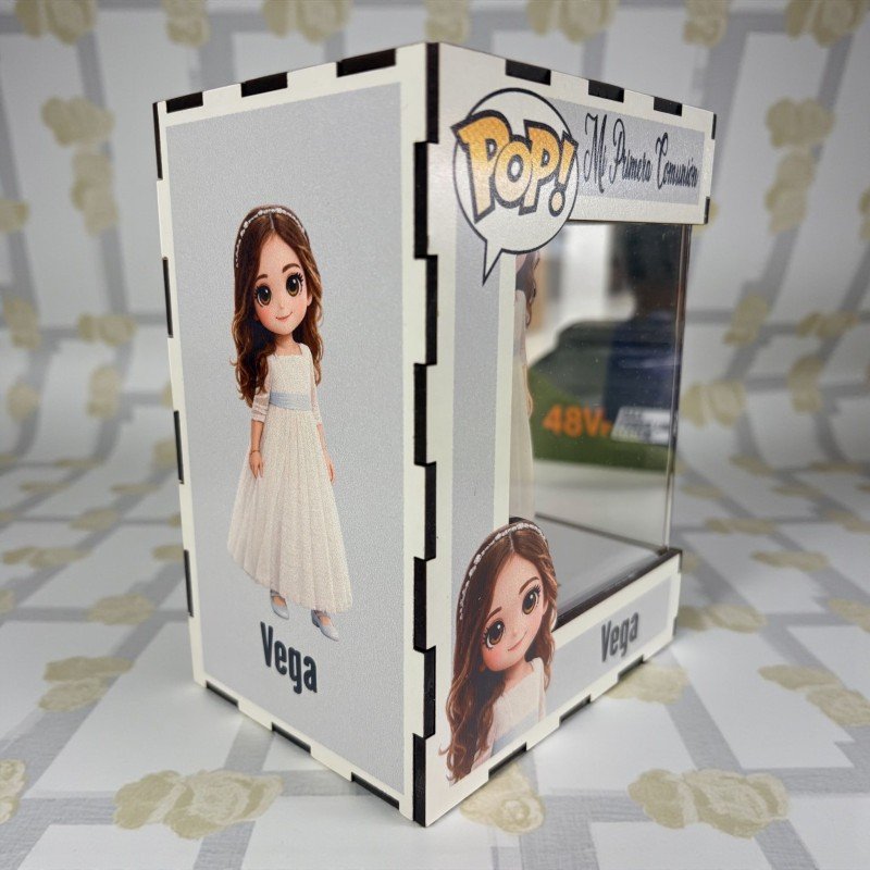 FUNKO DE MADERA PERSONALIZADO COMUNIÓN