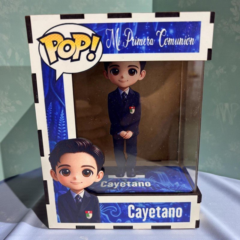 FUNKO DE MADERA PERSONALIZADO COMUNIÓN