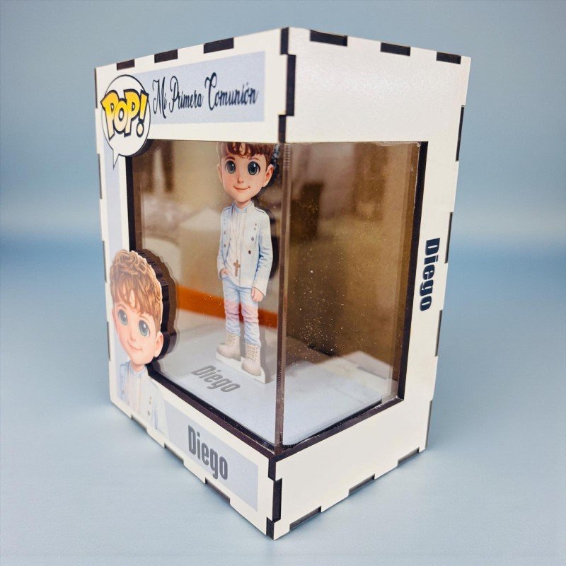 FUNKO DE MADERA PERSONALIZADO COMUNIÓN