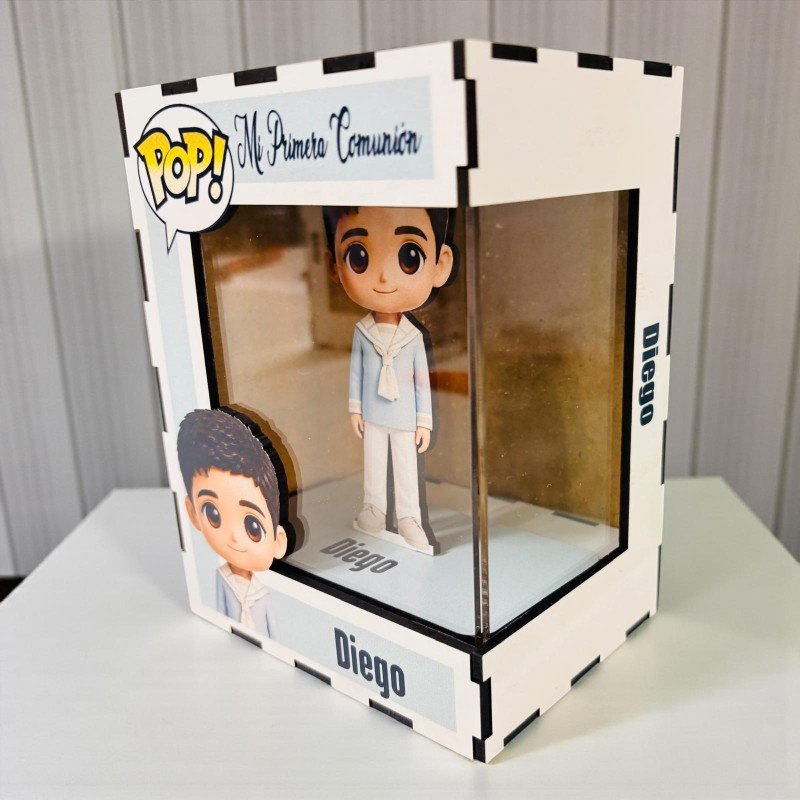 FUNKO DE MADERA PERSONALIZADO COMUNIÓN
