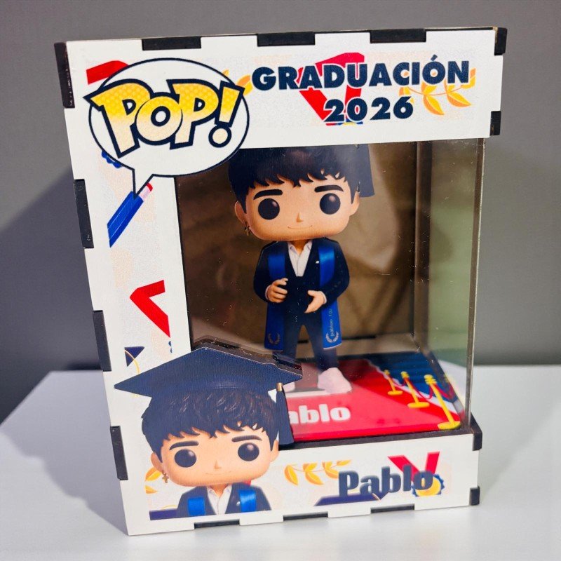 FUNKO DE MADERA EDICIÓN GRADUACIÓN
