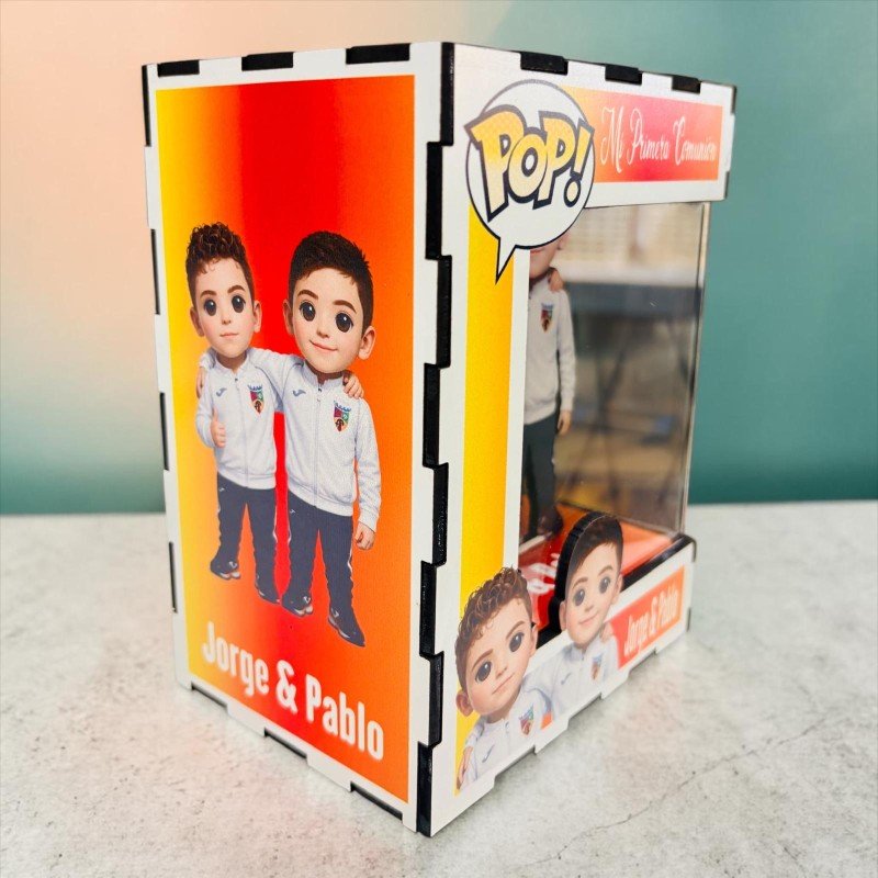 FUNKO DE MADERA PERSONALIZADO
