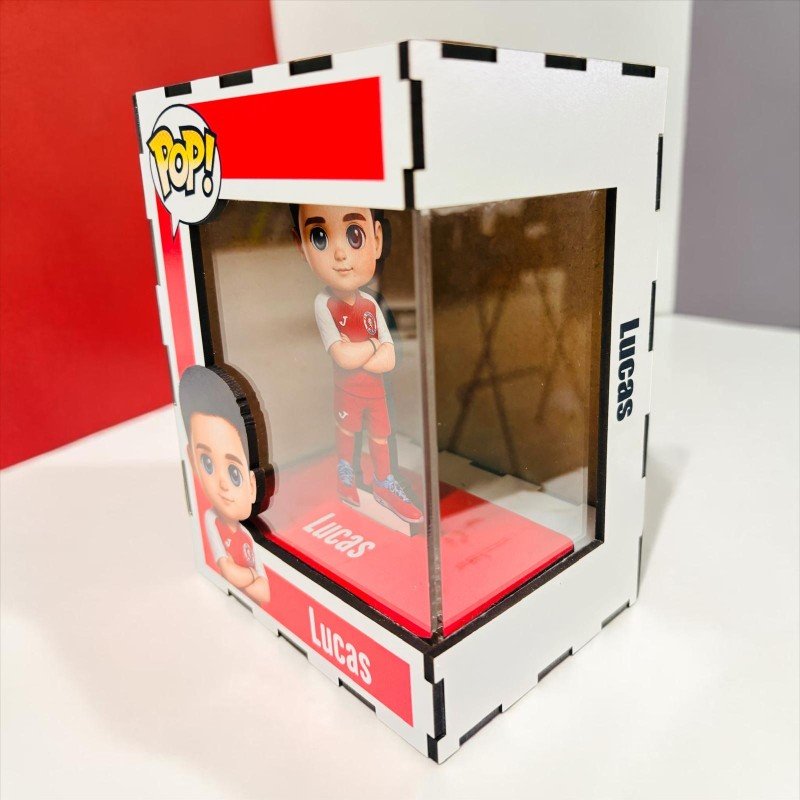 FUNKO DE MADERA PERSONALIZADO