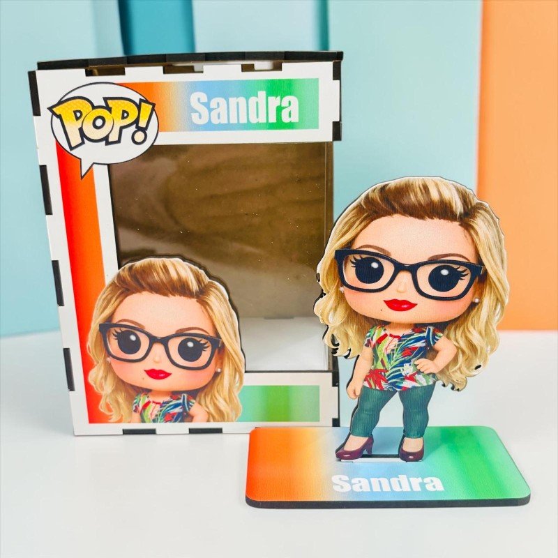 FUNKO DE MADERA PERSONALIZADO