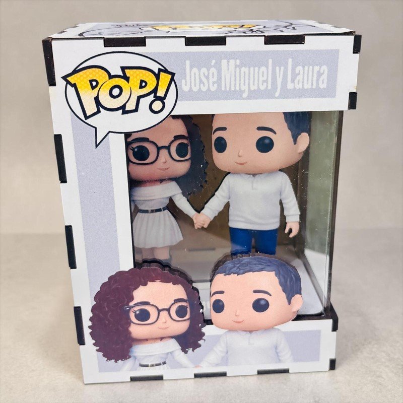FUNKO DE MADERA PERSONALIZADO BODA