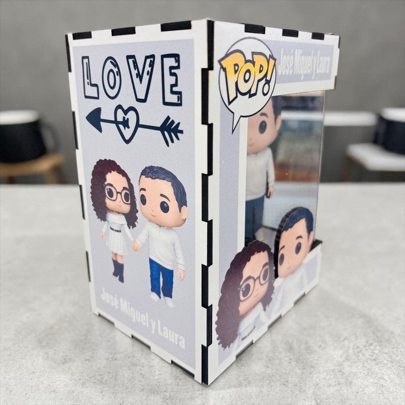 FUNKO DE MADERA PERSONALIZADO BODA