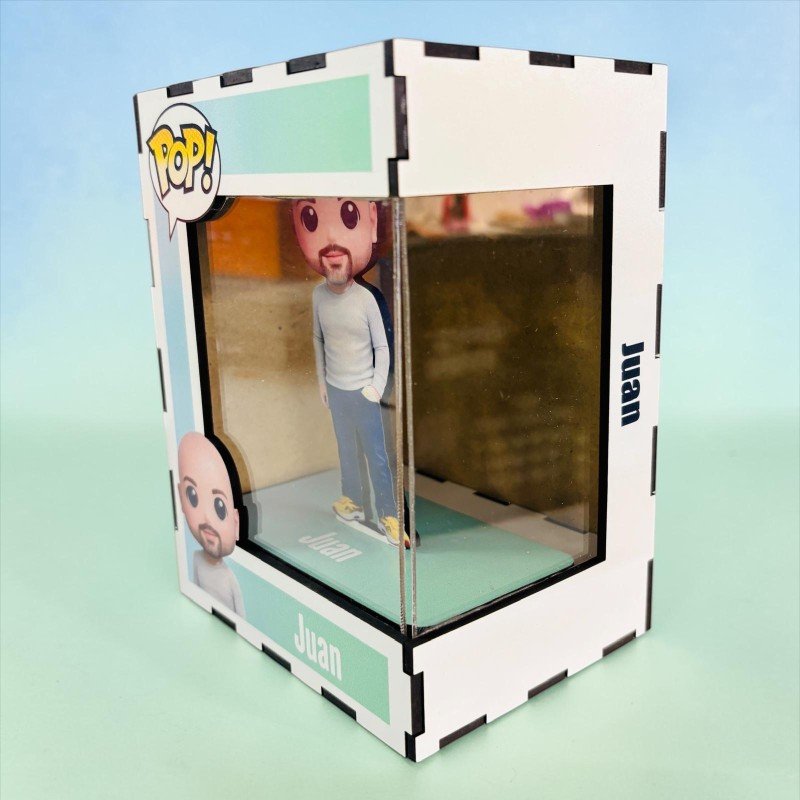 FUNKO DE MADERA PERSONALIZADO