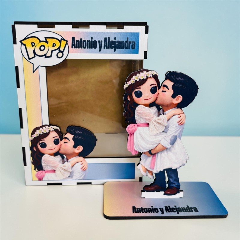 FUNKO DE MADERA PERSONALIZADO COMUNIÓN