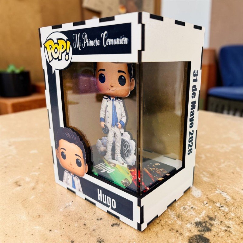 FUNKO DE MADERA PERSONALIZADO COMUNIÓN