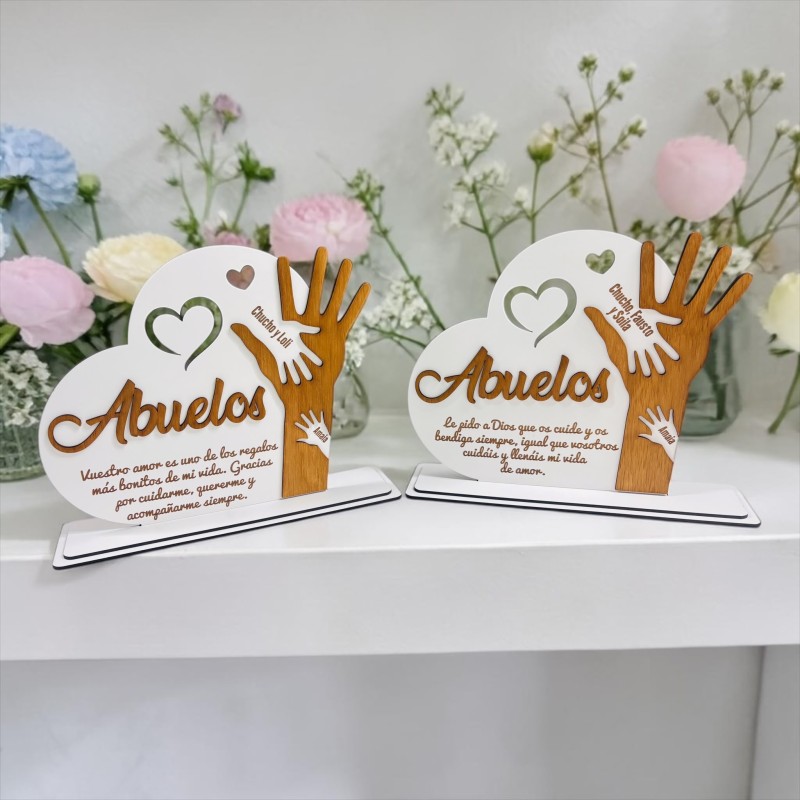 CORAZÓN CON MANOS ABUELOS