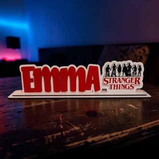 NOMBRE CON BASE STRANGER THINGS
