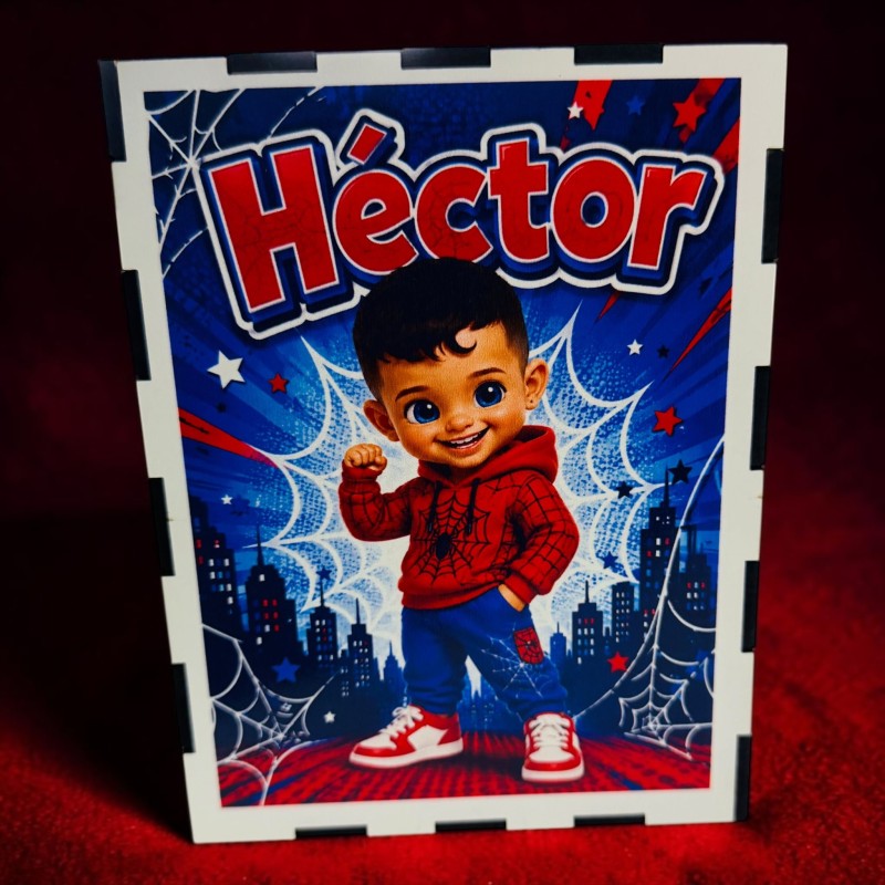 FUNKO DE MADERA SÚPER HÉROES