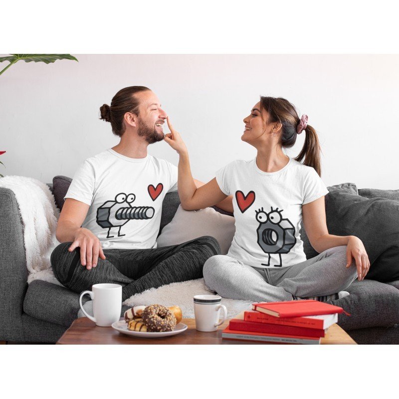CAMISETA TUERCA O TORNILLO
