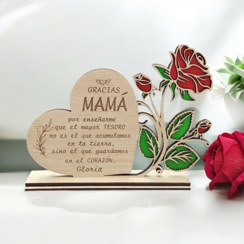 CORAZÓN CON ROSA MAMÁ