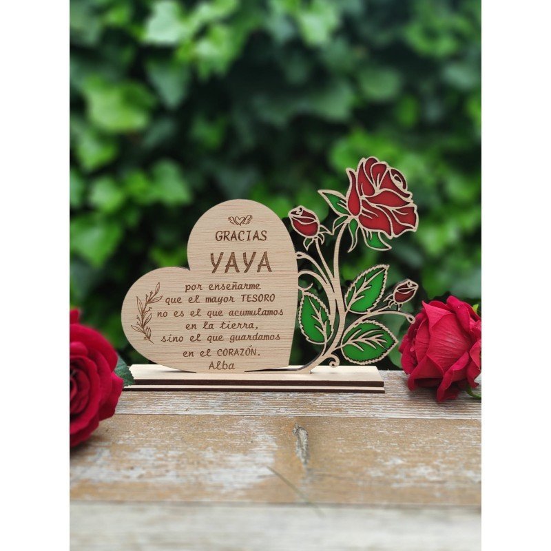 CORAZÓN CON ROSA MAMÁ